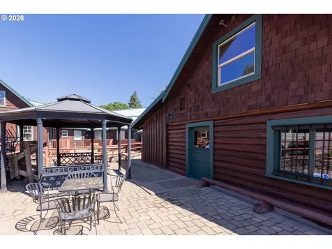 1258 Highway 141 White Salmon WA 98672