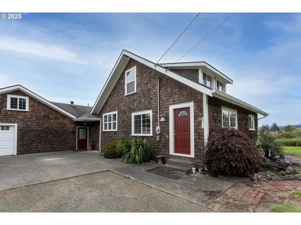91681 Youngs River Road Astoria OR 97103