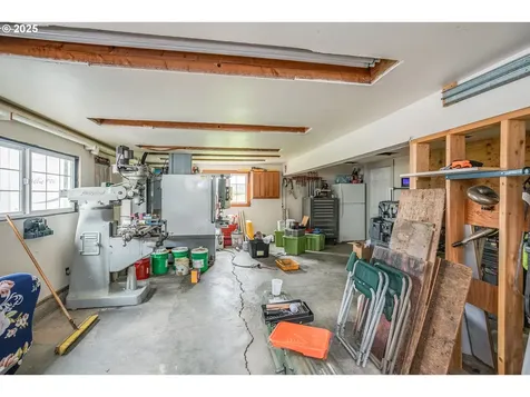 91681 Youngs River Road Astoria OR 97103