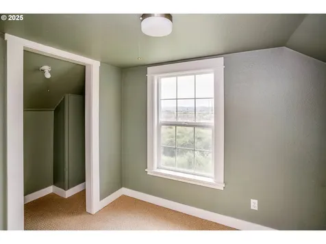91681 Youngs River Road Astoria OR 97103