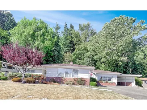 2116 Cascade Way Longview WA 98632