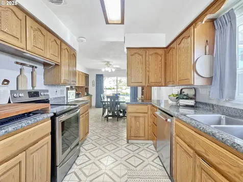 2116 Cascade Way Longview WA 98632