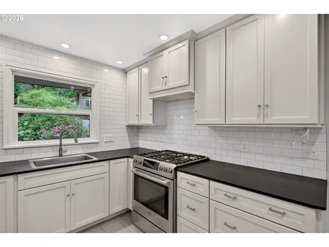4842 SW Elm Lane Portland OR 97221