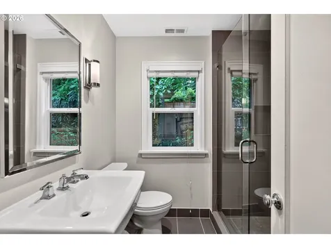 4842 SW Elm Lane Portland OR 97221