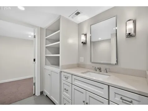 4842 SW Elm Lane Portland OR 97221