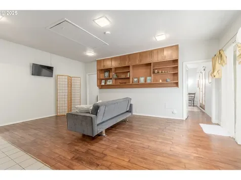 4451 Dillard Road Eugene OR 97405