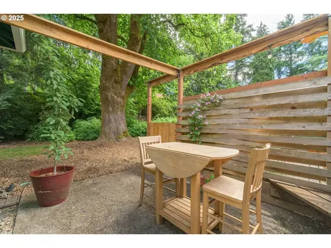 4451 Dillard Road Eugene OR 97405