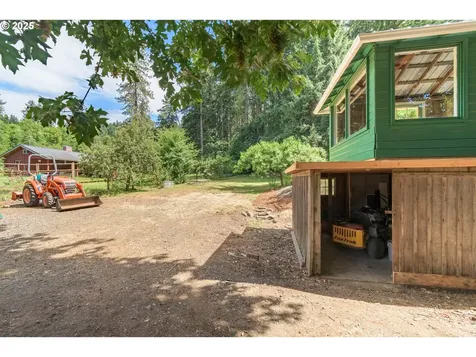4451 Dillard Road Eugene OR 97405