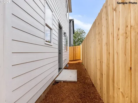 6723 SE Gladstone Street Portland OR 97206