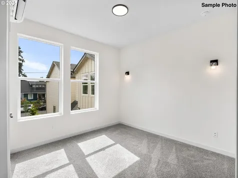 6723 SE Gladstone Street Portland OR 97206