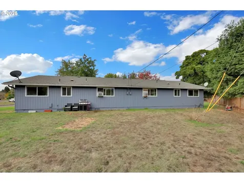 2253 Shadylane Drive Springfield OR 97477