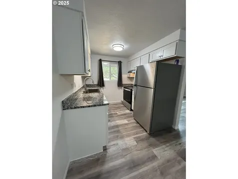 2253 Shadylane Drive Springfield OR 97477
