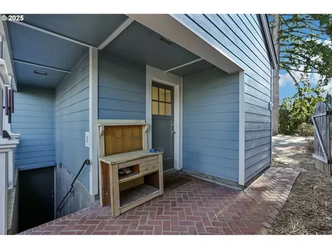 12183 SW Plantation Terrace Portland OR 97223