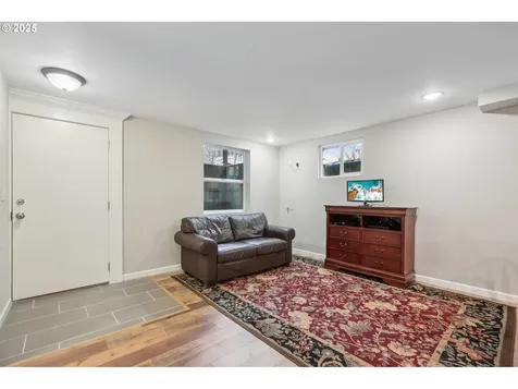 12183 SW Plantation Terrace Portland OR 97223