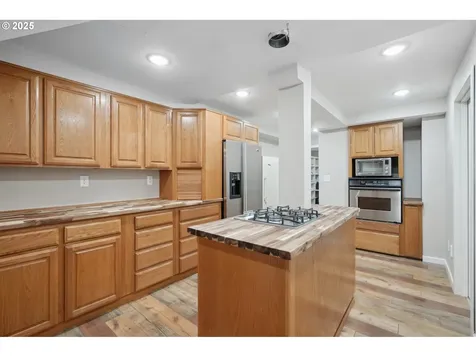 12183 SW Plantation Terrace Portland OR 97223