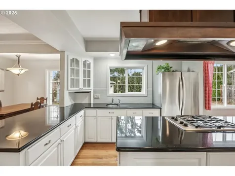 12183 SW Plantation Terrace Portland OR 97223