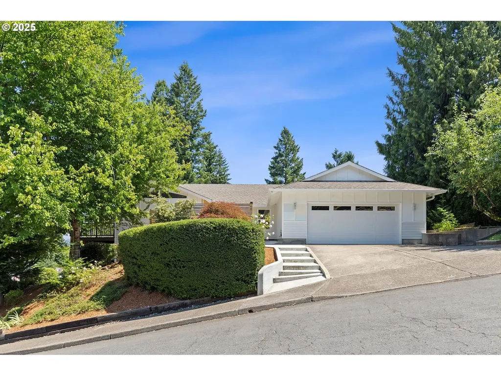 21140 Zeus Drive West Linn OR 97068