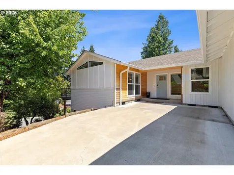 21140 Zeus Drive West Linn OR 97068