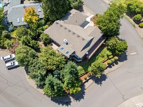21140 Zeus Drive West Linn OR 97068