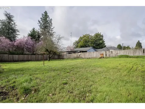 780 Cherry Avenue Eugene OR 97404