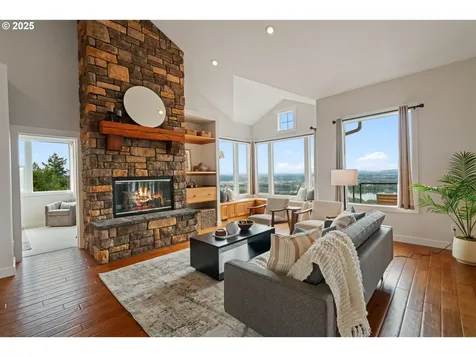 3045 NW 3rd Avenue Camas WA 98607
