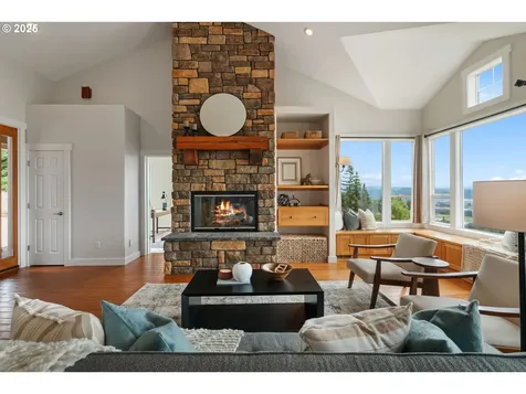 3045 NW 3rd Avenue Camas WA 98607