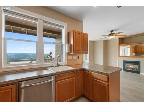 3045 NW 3rd Avenue Camas WA 98607