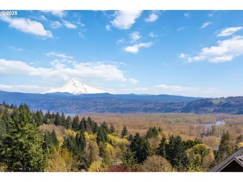 3045 NW 3rd Avenue Camas WA 98607