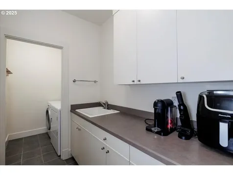 287 NW 93rd Place Portland OR 97229