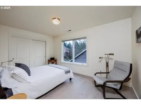 287 NW 93rd Place Portland OR 97229