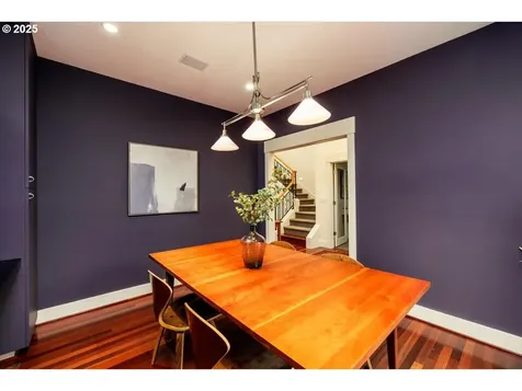 287 NW 93rd Place Portland OR 97229