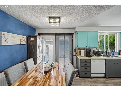 111 Enos Street Amity OR 97101