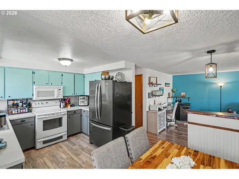 111 Enos Street Amity OR 97101