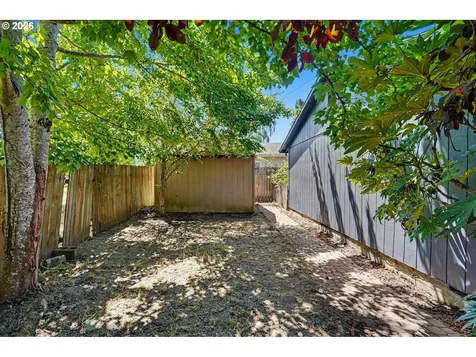 111 Enos Street Amity OR 97101