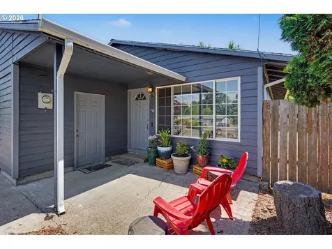 111 Enos Street Amity OR 97101