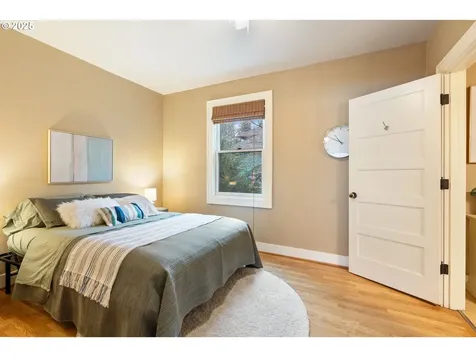 9635 N Seneca Street Portland OR 97203