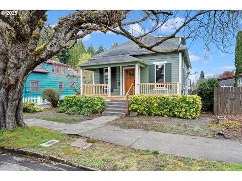 9635 N Seneca Street Portland OR 97203