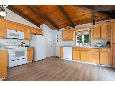 225 Monterey Avenue Lincoln City OR 97367