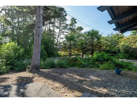 225 Monterey Avenue Lincoln City OR 97367