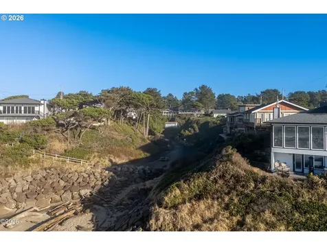225 Monterey Avenue Lincoln City OR 97367