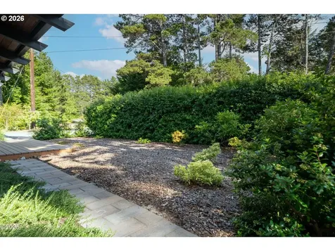 225 Monterey Avenue Lincoln City OR 97367