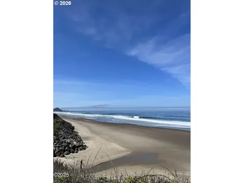 225 Monterey Avenue Lincoln City OR 97367