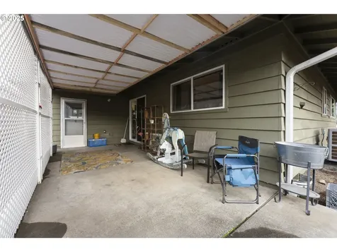 11760 SW King George Drive Portland OR 97224