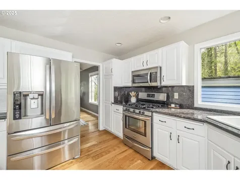 3715 SW 13th Avenue Portland OR 97239