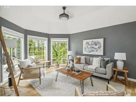 3715 SW 13th Avenue Portland OR 97239