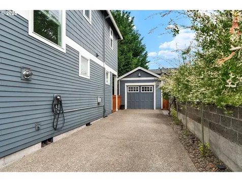 2303 N Willamette Boulevard Portland OR 97217