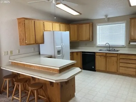 326 Waite Street Sutherlin OR 97479