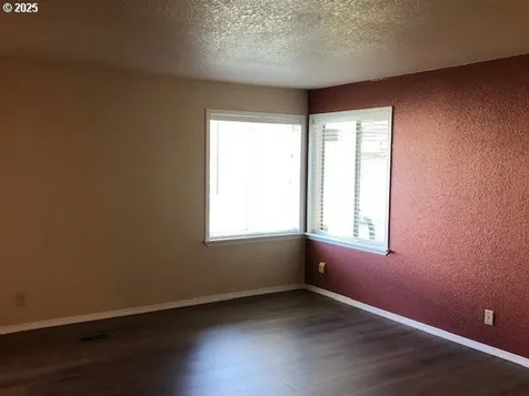 326 Waite Street Sutherlin OR 97479