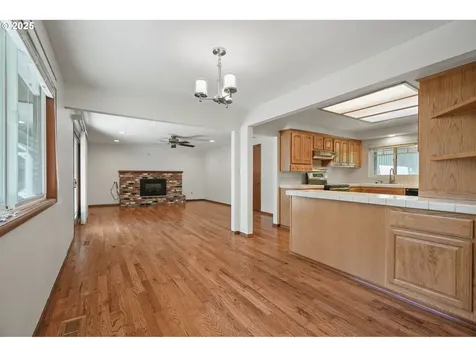 6910 SW Lisbon Court Beaverton OR 97078