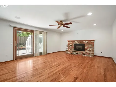 6910 SW Lisbon Court Beaverton OR 97078